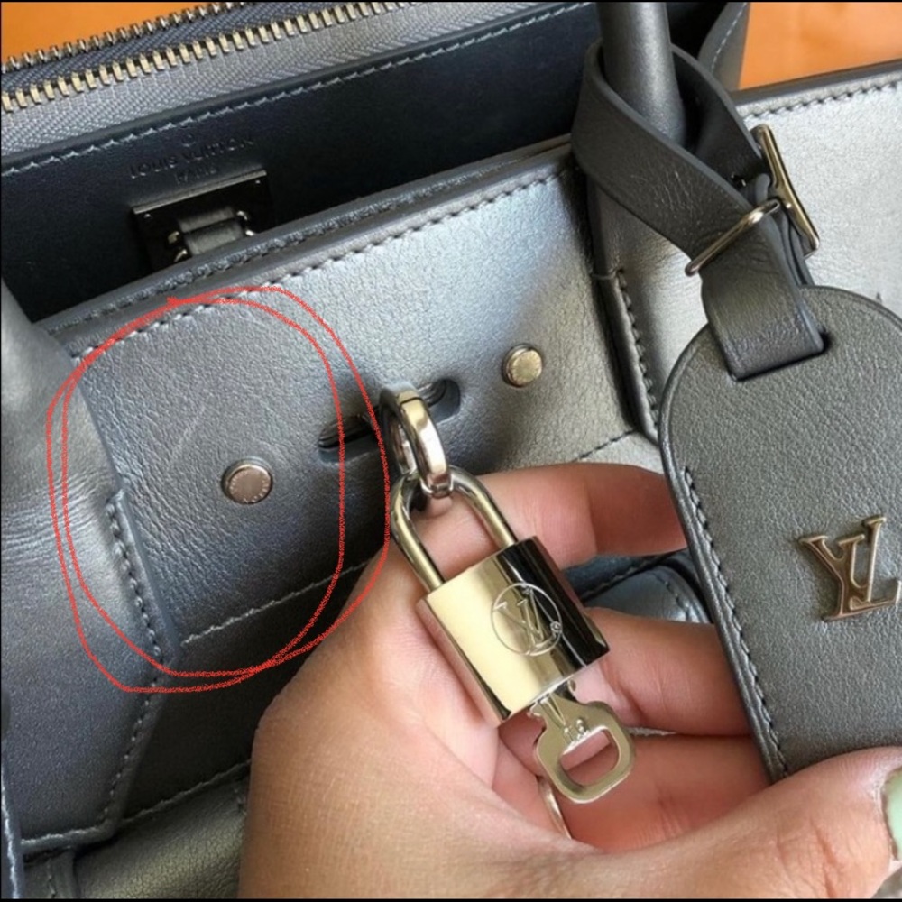 ❌❌❌SOLD❌❌❌LV Authentic, LOUIS VUITTON ~ CITY STEAMER POCKET PM, LIMITED EDITION - Picture 16 of 17